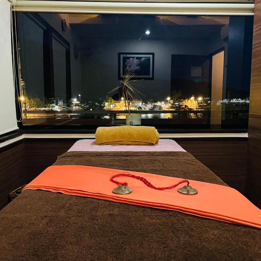 Sanskriti Vedic Retreat Hotel Risikés Kültér fotó